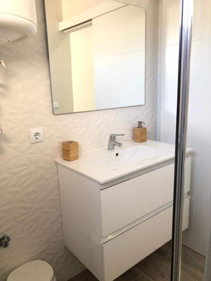 Apartamento ฟูเอนฮิโรลา ภายนอก รูปภาพ